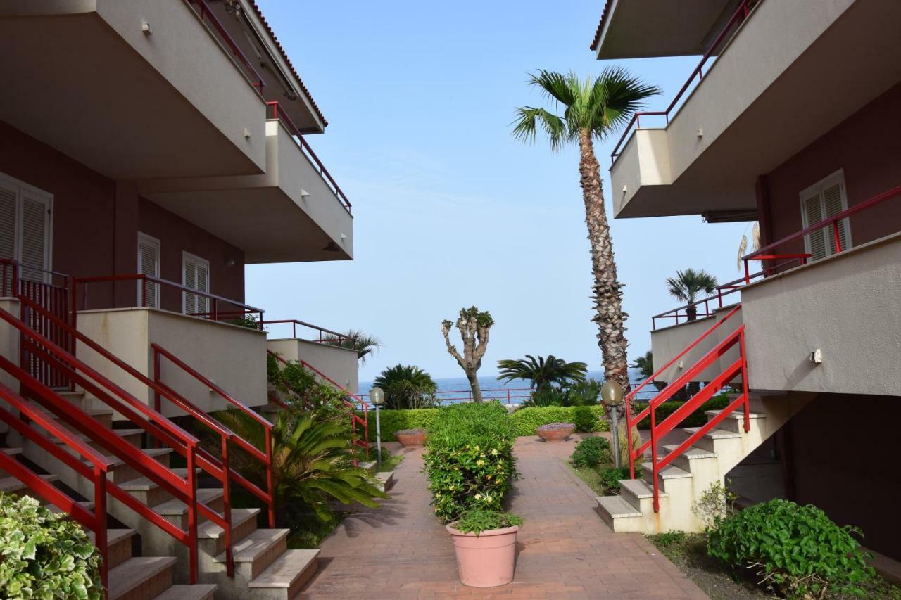 Seahome Riposto Extérieur photo